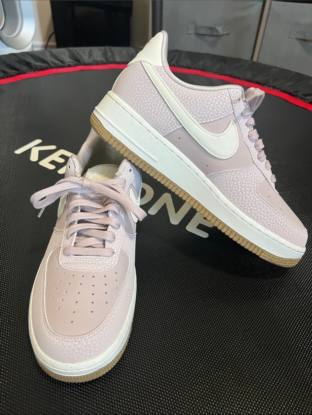 Nike women’s AirForce 1 Low-Top Sneakers in Lavender